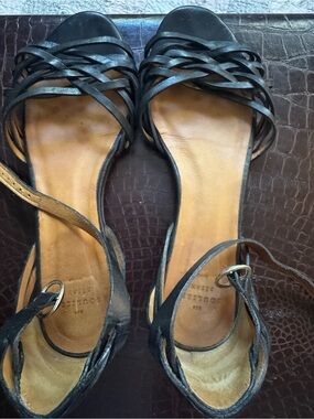 Sezane Black Leather Strappy Sandals
